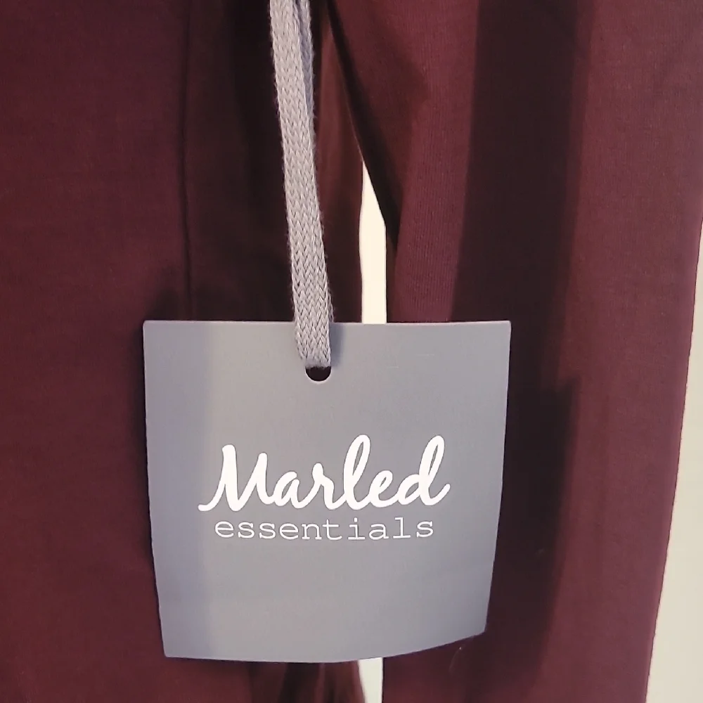Marled Merlot Fitted Long Sleeve Blouse - Picture 2 of 4